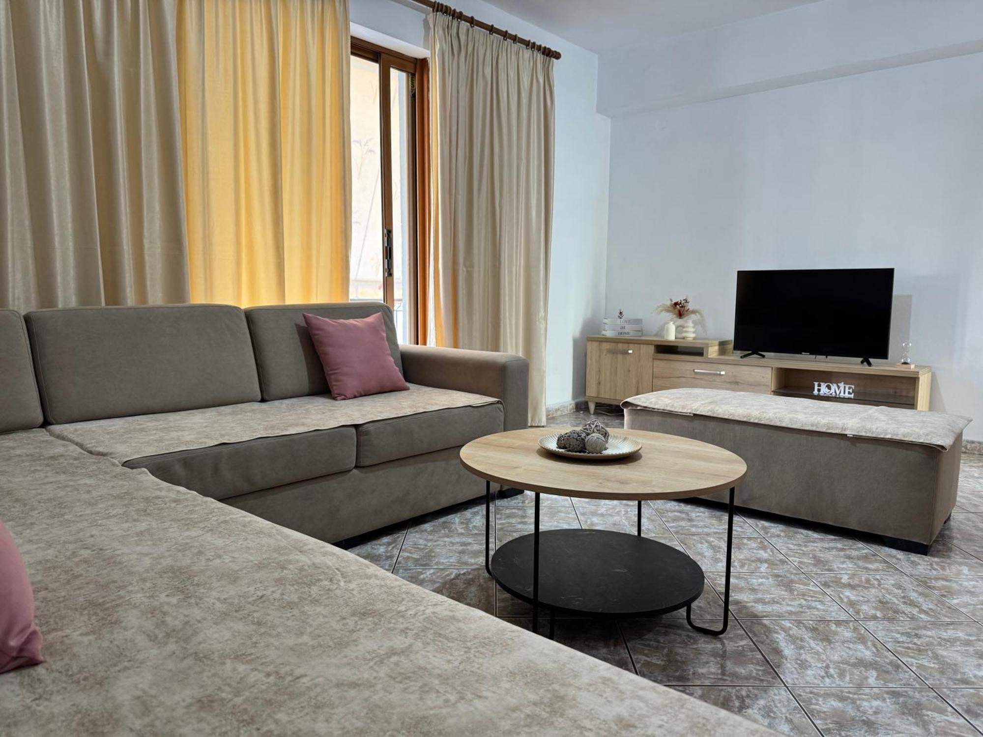 Alex Apartments Sarandë 外观 照片